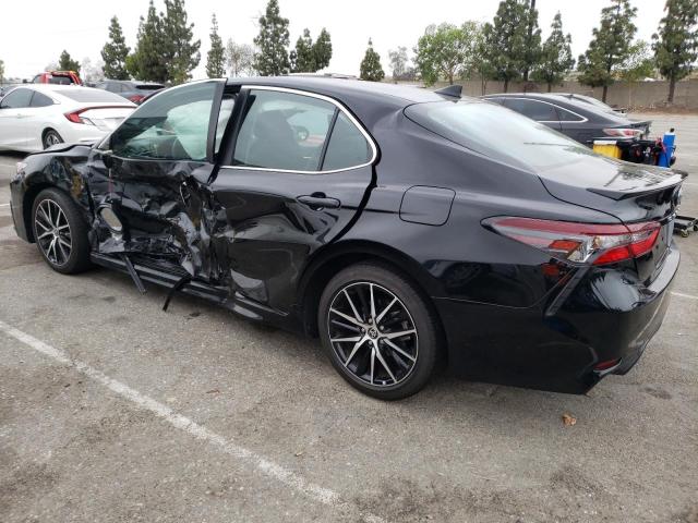 4T1T11AK3PU724361 - 2023 TOYOTA CAMRY SE NIGHT SHADE BLACK photo 2
