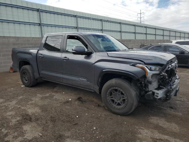 5TFNA5DB3RX142715 - 2024 TOYOTA TUNDRA CREWMAX PLATINUM GRAY photo 4