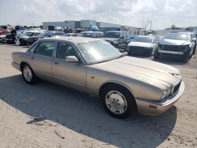 SAJHX1242VC788422 - 1997 JAGUAR XJ6 BEIGE photo 4