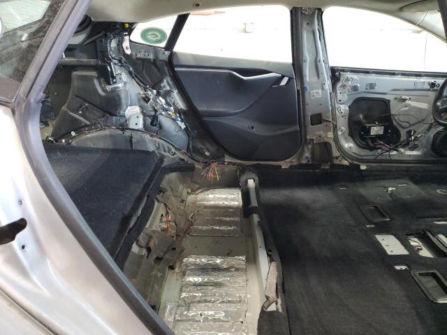 5YJSA1E29GF170231 - 2016 TESLA MODEL S Gümüş foto 10