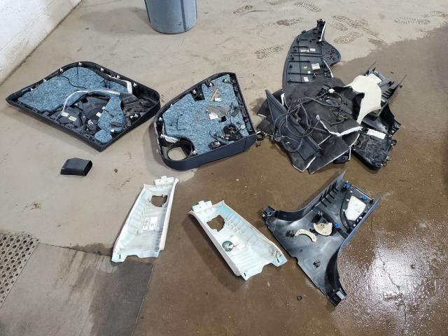 5YJSA1E29GF170231 - 2016 TESLA MODEL S Gümüş foto 12