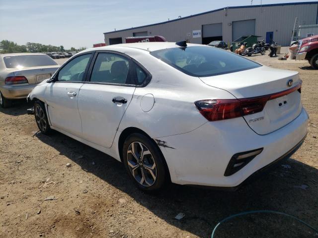 3KPF24AD2ME411071 - 2021 KIA FORTE FE WHITE photo 2