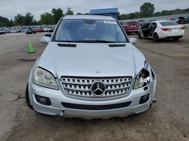 4JGBB22E88A335502 - 2008 MERCEDES-BENZ ML 320 CDI SILVER photo 5