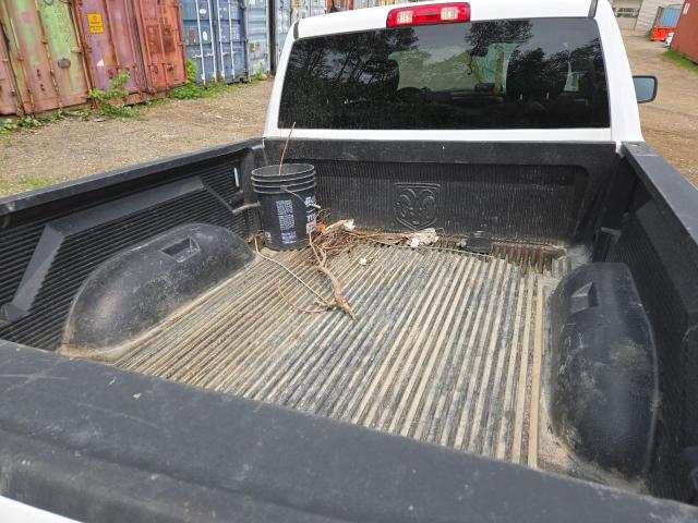 1C6RR7FG8PS586107 - 2023 RAM 1500 CLASS TRADESMAN Biały zdjęcie 10