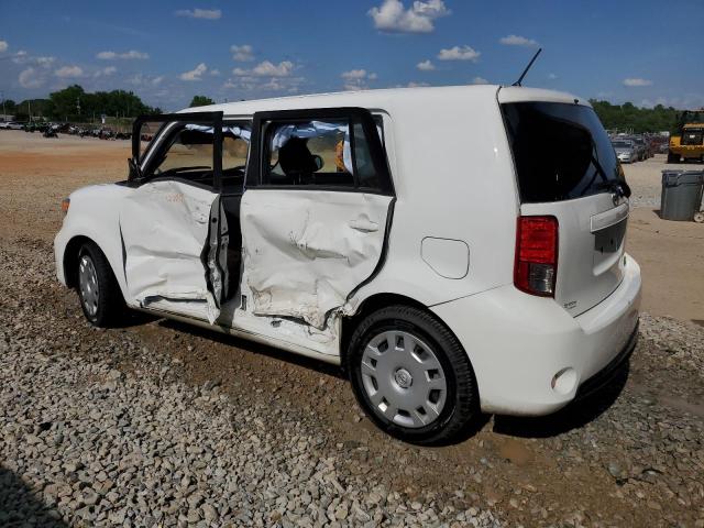 JTLZE4FE4FJ070322 - 2015 TOYOTA SCION XB WHITE photo 2