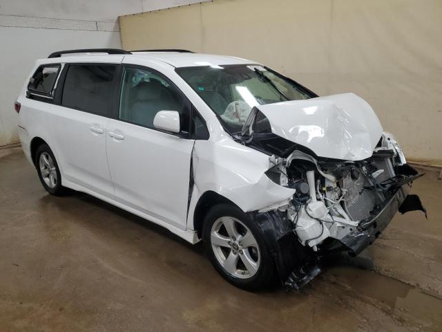 5TDKZ3DC6LS071824 - 2020 TOYOTA SIENNA LE WHITE photo 4