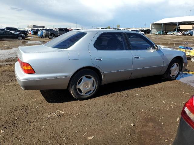 JT8BH28F7W0122285 - 1998 LEXUS LS 400 SILVER photo 3