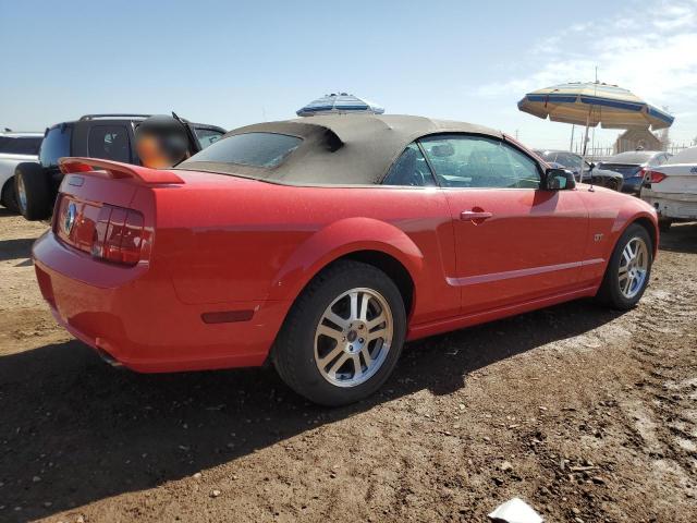 1ZVHT85H255179737 - 2005 FORD MUSTANG GT RED photo 3