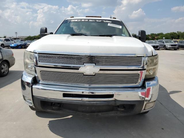 1GCHK63659F108284 - 2009 CHEVROLET SILVERADO K2500 HEAVY DUTY LTZ WHITE photo 5