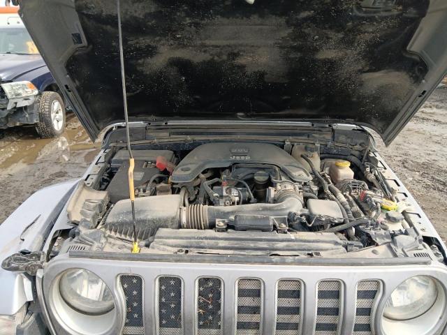 1C4HJXEG6LW168029 - 2020 JEEP WRANGLER U SAHARA SILVER photo 11