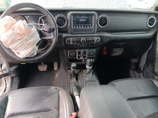 1C4HJXEG6LW168029 - 2020 JEEP WRANGLER U SAHARA SILVER photo 8