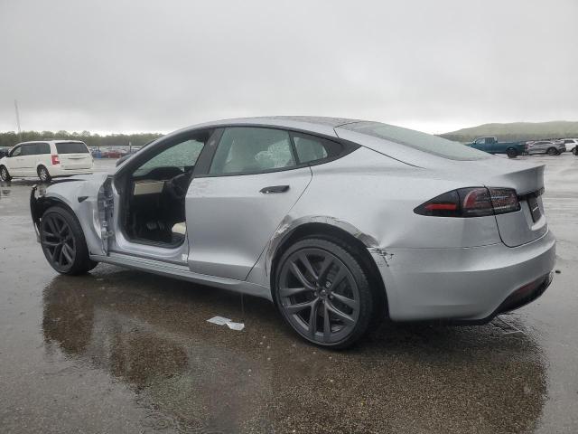 5YJSA1E53RF542174 - 2024 TESLA MODEL S SILVER photo 2