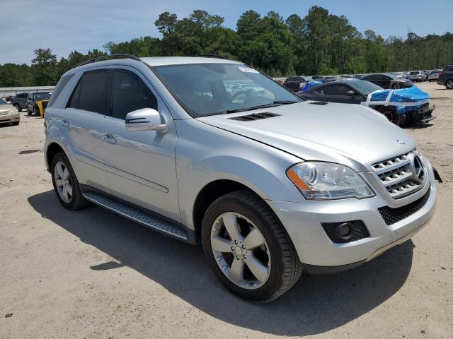 4JGBB8GB5BA697876 - 2011 MERCEDES-BENZ ML 350 4MATIC SILVER photo 4