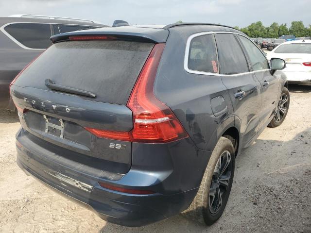 YV4L12RK1N1988026 - 2022 VOLVO XC60 B5 MOMENTUM BLUE photo 3