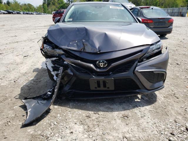 4T1G11BK1RU114767 - 2024 TOYOTA CAMRY SE NIGHT SHADE GRAY photo 5