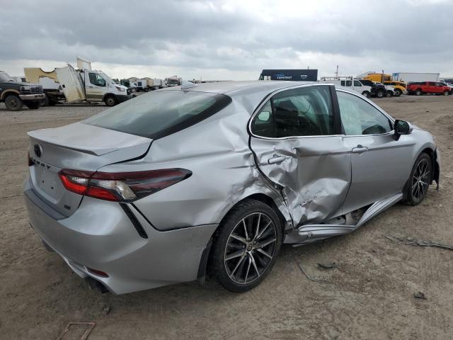 4T1G11AK4PU782433 - 2023 TOYOTA CAMRY SE NIGHT SHADE SILVER photo 3
