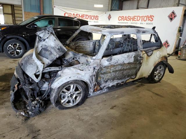 2013 MINI COOPER, 