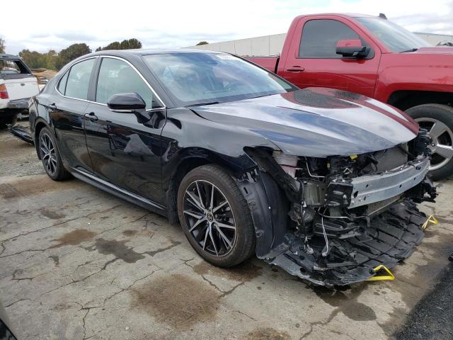 4T1T11AK3PU747462 - 2023 TOYOTA CAMRY SE NIGHT SHADE BLACK photo 4