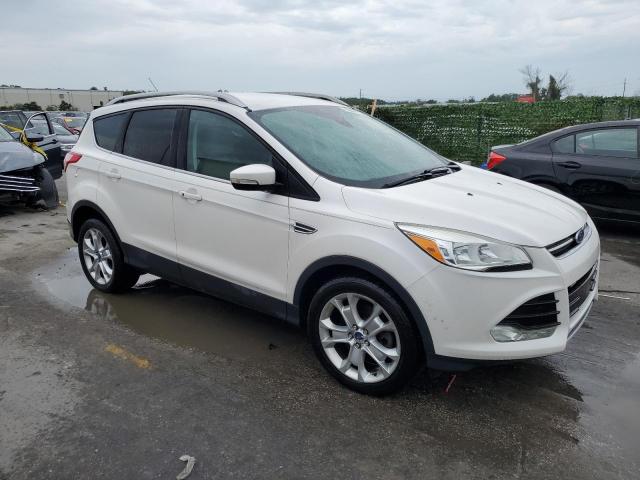 1FMCU0J90GUB04114 - 2016 FORD ESCAPE TITANIUM WHITE photo 4