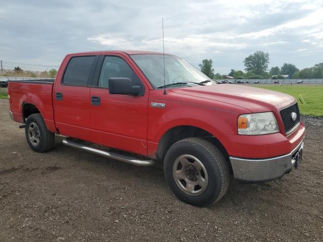 1FTPW14516FA08557 - 2006 FORD F150 SUPERCREW RED photo 4