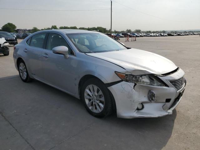 JTHBW1GG5D2023539 - 2013 LEXUS ES 300H SILVER photo 4