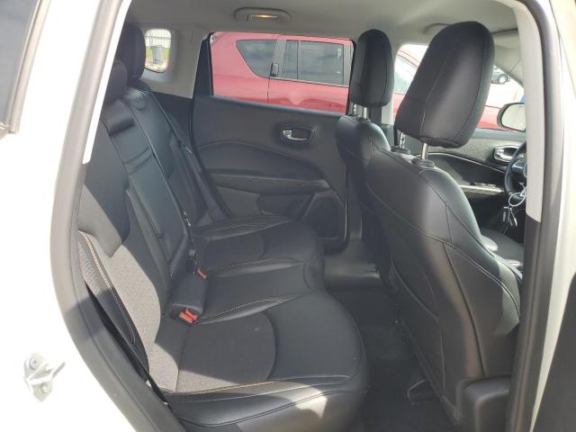3C4NJCBB6KT715423 - 2019 JEEP COMPASS LATITUDE Білий фото 10