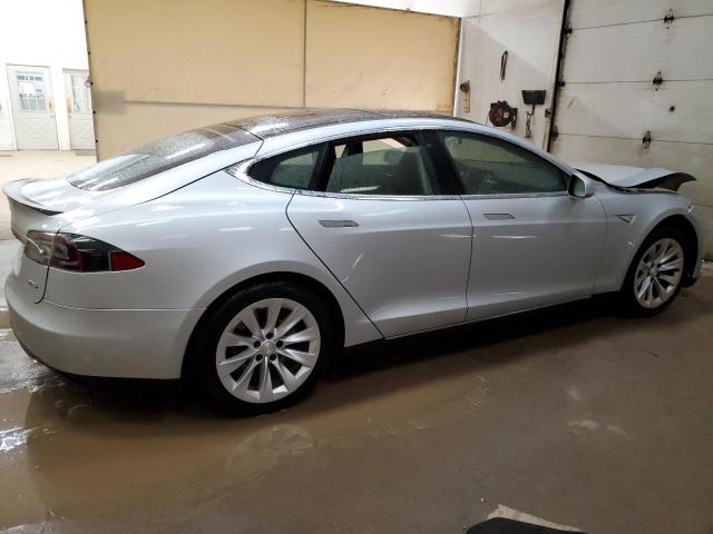 5YJSA1DP8DFP10063 - 2013 TESLA MODEL S ვერცხლისფერი ფოტო 3