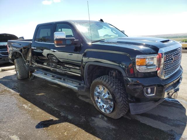 1GT12SEY1KF117921 - 2019 GMC SIERRA K2500 DENALI BLACK photo 4