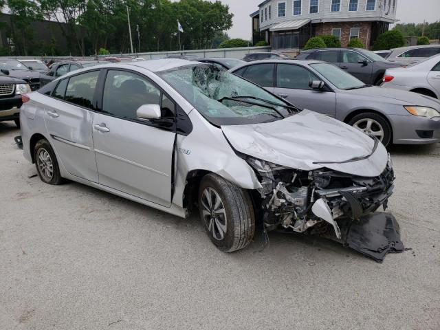 JTDKARFP0J3086778 - 2018 TOYOTA PRIUS PRIM SILVER photo 4