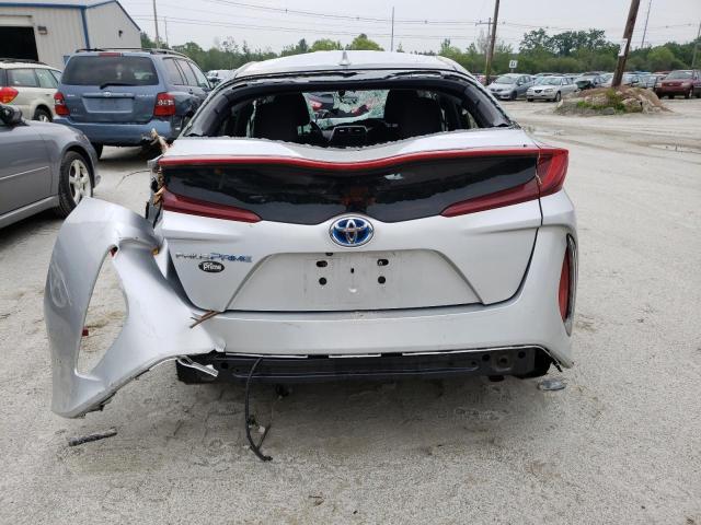JTDKARFP0J3086778 - 2018 TOYOTA PRIUS PRIM 银色 照片 6