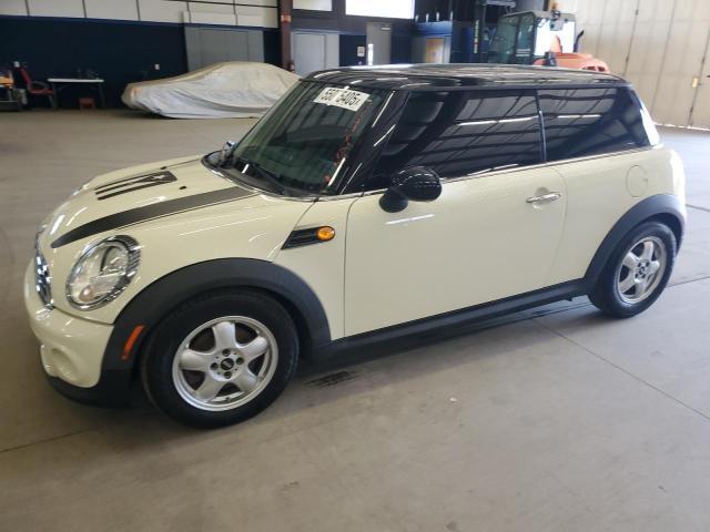 2011 MINI COOPER, 