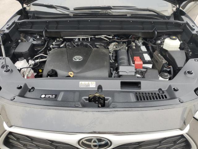 5TDGZRBH4NS581356 - 2022 TOYOTA HIGHLANDER XLE BLACK photo 12