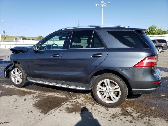 4JGDA5HB1DA149241 - 2013 MERCEDES-BENZ ML 350 4MATIC BLUE photo 2