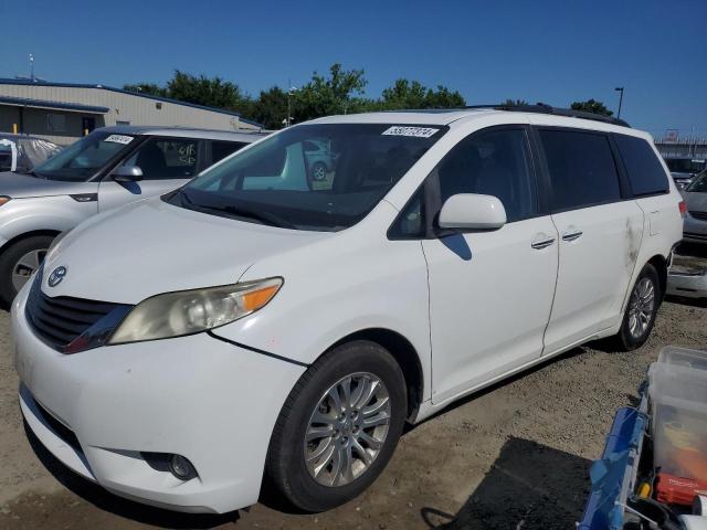 2012 TOYOTA SIENNA XLE, 