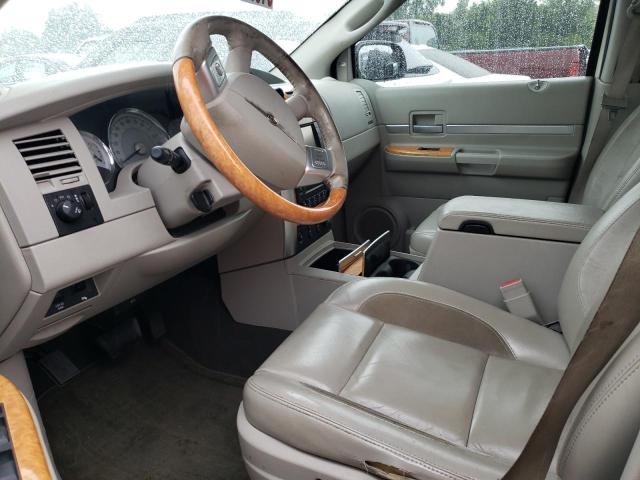 1A8HW58TX9F708417 - 2009 CHRYSLER ASPEN LIMITED WHITE photo 7