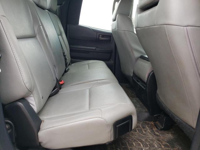 5TFRY5F10FX178424 - 2015 TOYOTA TUNDRA DOUBLE CAB SR/SR5 WHITE photo 10