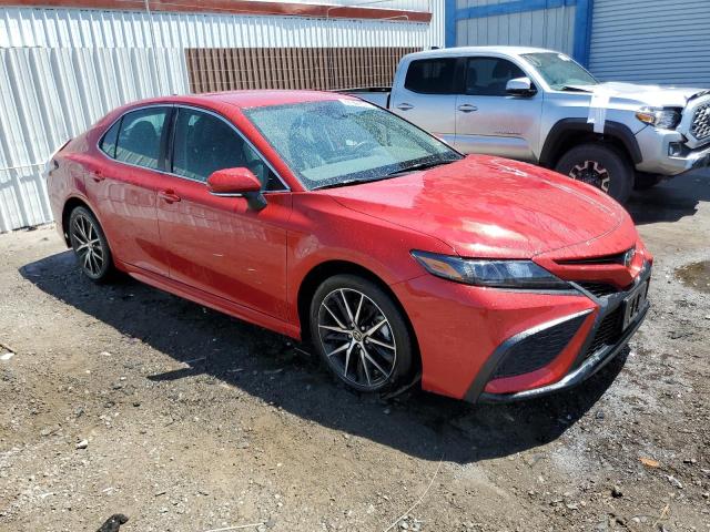 4T1G11AK4PU095792 - 2023 TOYOTA CAMRY SE NIGHT SHADE RED photo 4