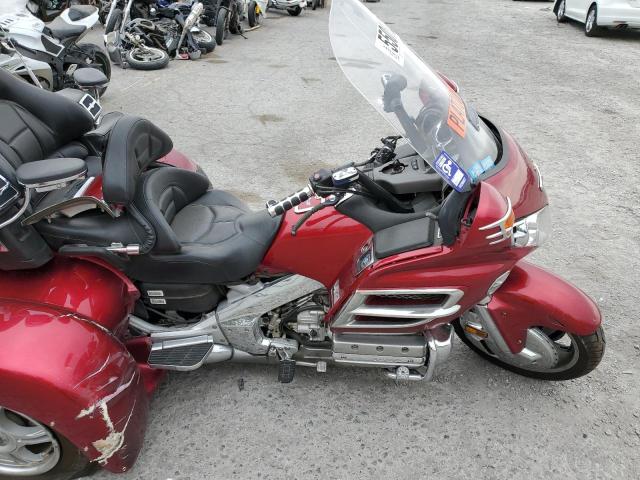 1HFSC470X3A206802 - 2003 HONDA GL1800 RED photo 5