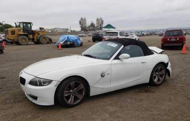 4USBU335X7LW73421 - 2007 BMW Z4 3.0 WHITE photo 1