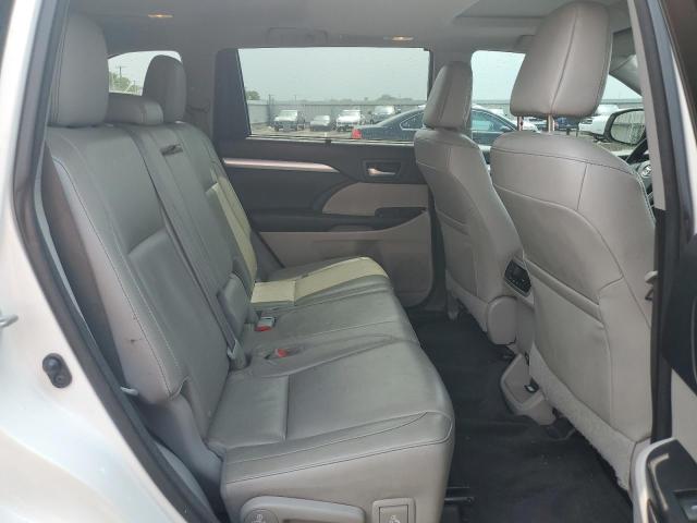 5TDKKRFH4GS501940 - 2016 TOYOTA HIGHLANDER XLE Սպիտակ լուսանկար 11