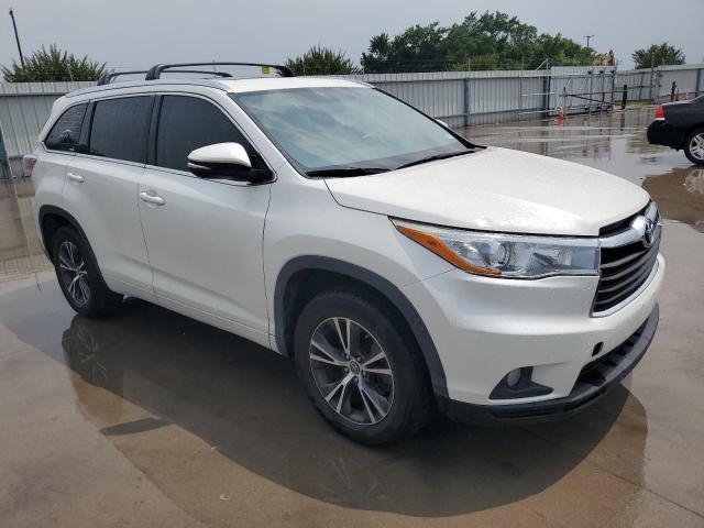 5TDKKRFH4GS501940 - 2016 TOYOTA HIGHLANDER XLE Սպիտակ լուսանկար 4