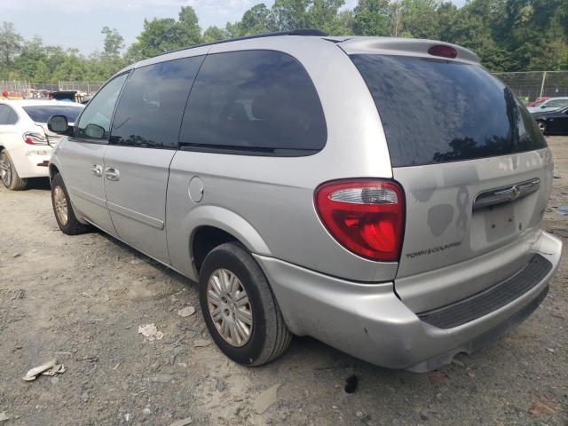 1A4GP44R46B609934 - 2006 CHRYSLER TOWN & COU LX SILVER photo 2