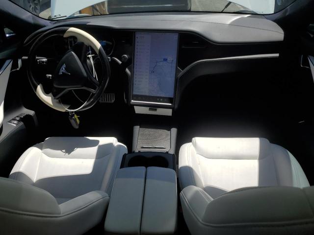 5YJSA1E42LF401157 - 2020 TESLA MODEL S WHITE photo 8