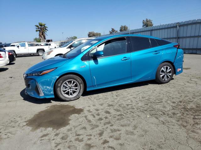 JTDKARFP9H3043924 - 2017 TOYOTA PRIUS PRIM TEAL photo 1