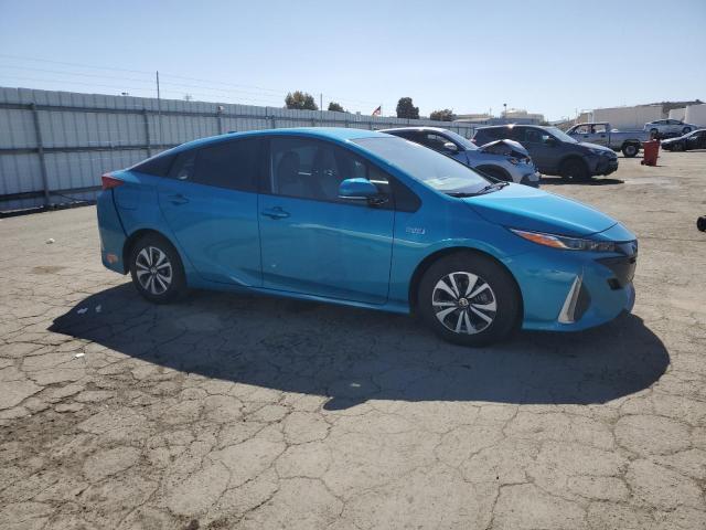 JTDKARFP9H3043924 - 2017 TOYOTA PRIUS PRIM TEAL photo 4