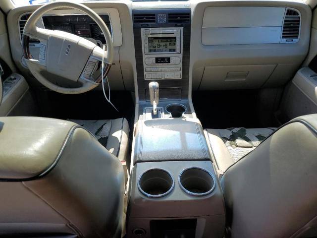 5LMFU27577LJ11819 - 2007 LINCOLN NAVIGATOR ვერცხლისფერი ფოტო 8