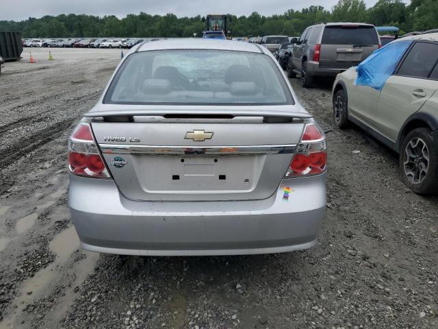 KL1TD56687B130933 - 2007 CHEVROLET AVEO BASE SILVER photo 6