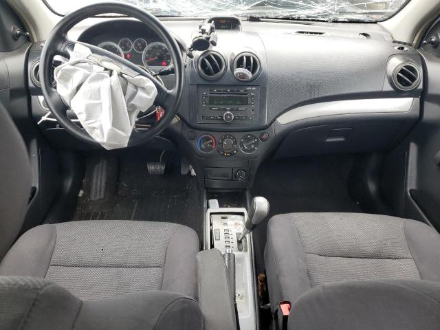 KL1TD56687B130933 - 2007 CHEVROLET AVEO BASE SILVER photo 8