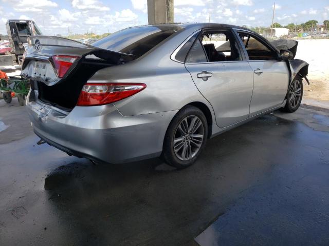 4T1BF1FK6GU161280 - 2016 TOYOTA CAMRY LE SILVER photo 4