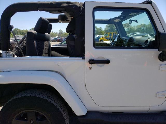 1C4GJWBG1CL146399 - 2012 JEEP WRANGLER SAHARA WHITE photo 10